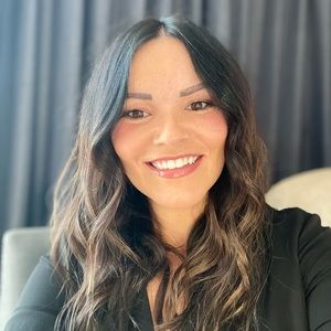 Meet your Posher, Kacy